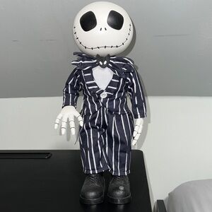 JACK SKELLINGTON TALKING AND MOVING FIGURE